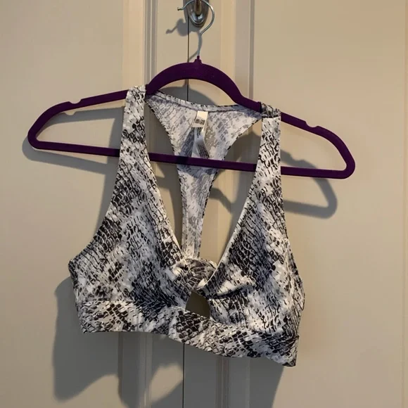 Pink Snake Print Sports Bra & Leggings - Picture 6 of 8